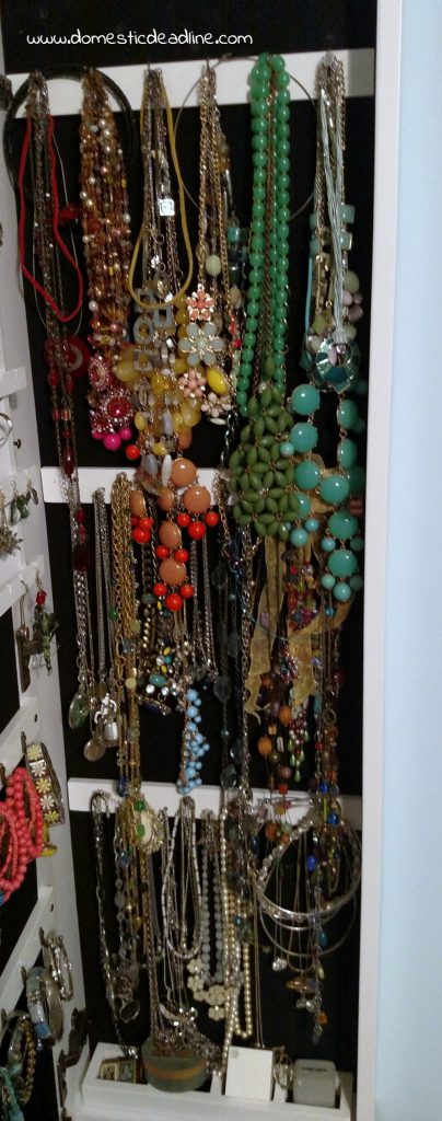 How to Organize Jewelry