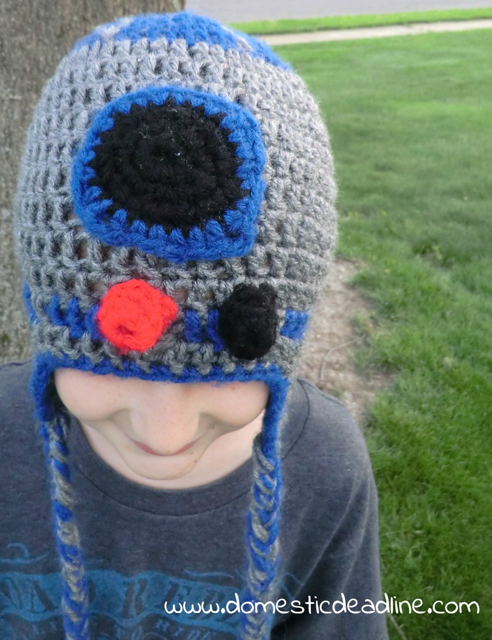 Star Wars IV A New Hope Movie Monday Challenge R2D2 Hat Crochet