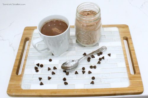 Keep a batch of this creamy and chocolaty homemade hot cocoa mix on hand for the perfect treat anytime. Just add hot water! - Domestic Deadline