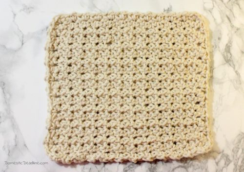 Quick crocheted dishcloths - a mush have for any kitchen - Domestic Deadline