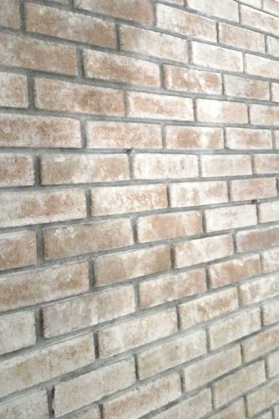 How to Whitewash Brick to give a wall character